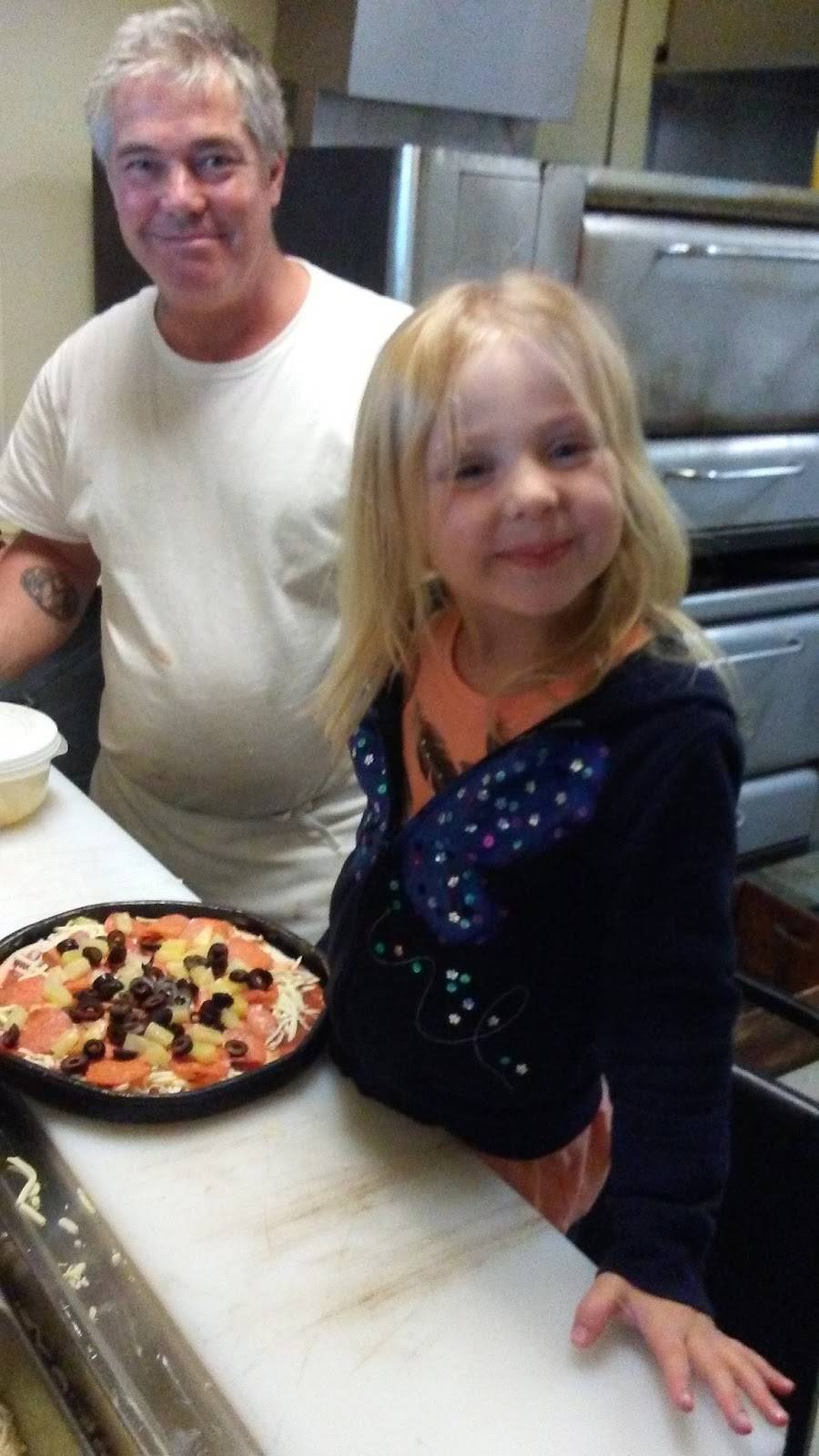 Pizza Plus | restaurant | 420 Buttonwoods Ave, Warwick, RI 02886, USA | 4017393166 OR +1 401-739-3166