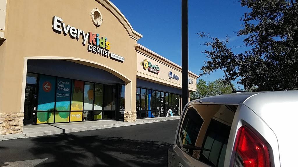 Mantis Gourmet Chinese Food | restaurant | Suite 150, 7308, 8250 N Cortaro Rd, Tucson, AZ 85743, USA | 5205796901 OR +1 520-579-6901