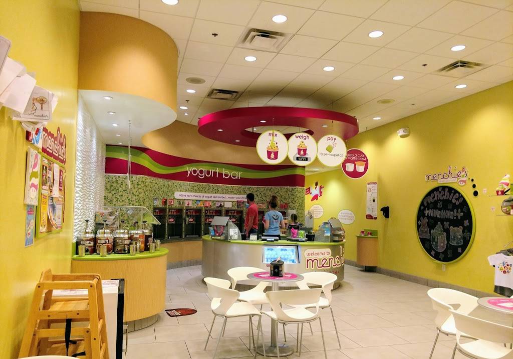 Menchies Frozen Yogurt | bakery | 3757 S Gilbert Rd, Gilbert, AZ 85297, USA | 4807869180 OR +1 480-786-9180