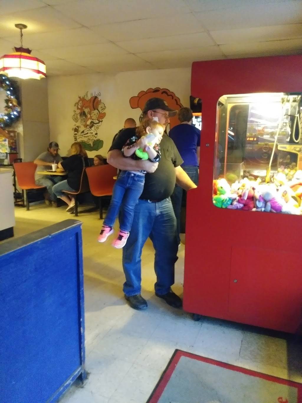 Terrys Pizza Shoppe | restaurant | 433 W State St, Newcomerstown, OH 43832, USA | 7404986234 OR +1 740-498-6234