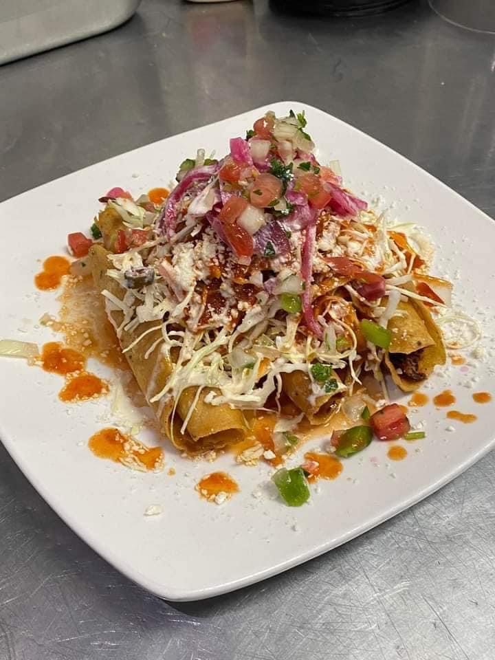 Pupuseria Maria | restaurant | 4241 University Blvd S, Jacksonville, FL 32216, USA | 9047874297 OR +1 904-787-4297