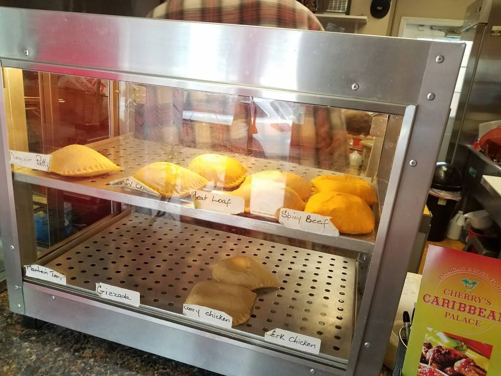 Cherrys Caribbean Palace - Jamaican and Soul Food | restaurant | 415 Main St, Freemansburg, PA 18017, USA | 6104194456 OR +1 610-419-4456