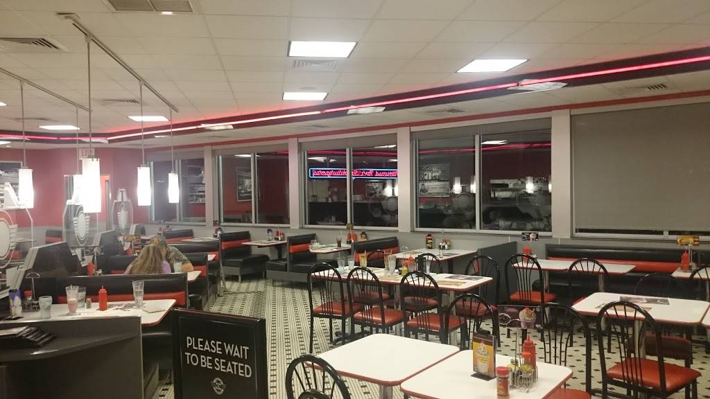 Steak n Shake | restaurant | 50840 Valley Frontage Rd, St Clairsville, OH 43950, USA | 7406992812 OR +1 740-699-2812