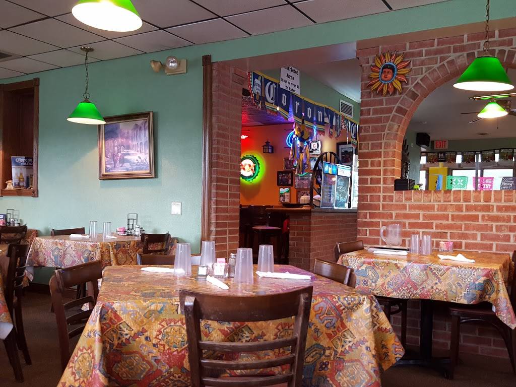 La Siesta | restaurant | 180 Kennedy Dr, Bradley, IL 60915, USA | 8159390074 OR +1 815-939-0074