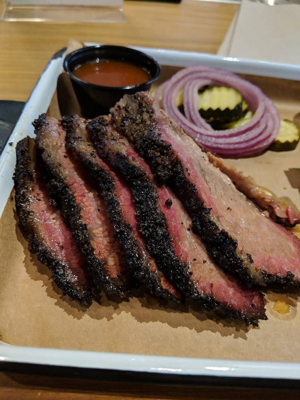 The Switch BBQ | restaurant | 166 Hargraves Dr Suite G-100, Austin, TX 78737, USA | 5122127211 OR +1 512-212-7211