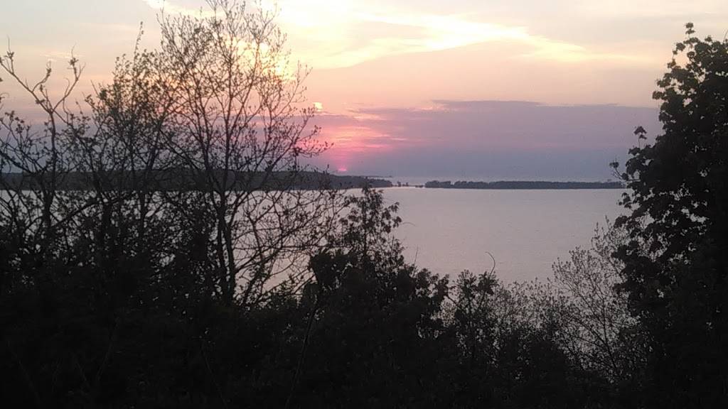 Ryans Lookout | restaurant | 9290 NY-3, Henderson, NY 13650, USA | 3159385151 OR +1 315-938-5151