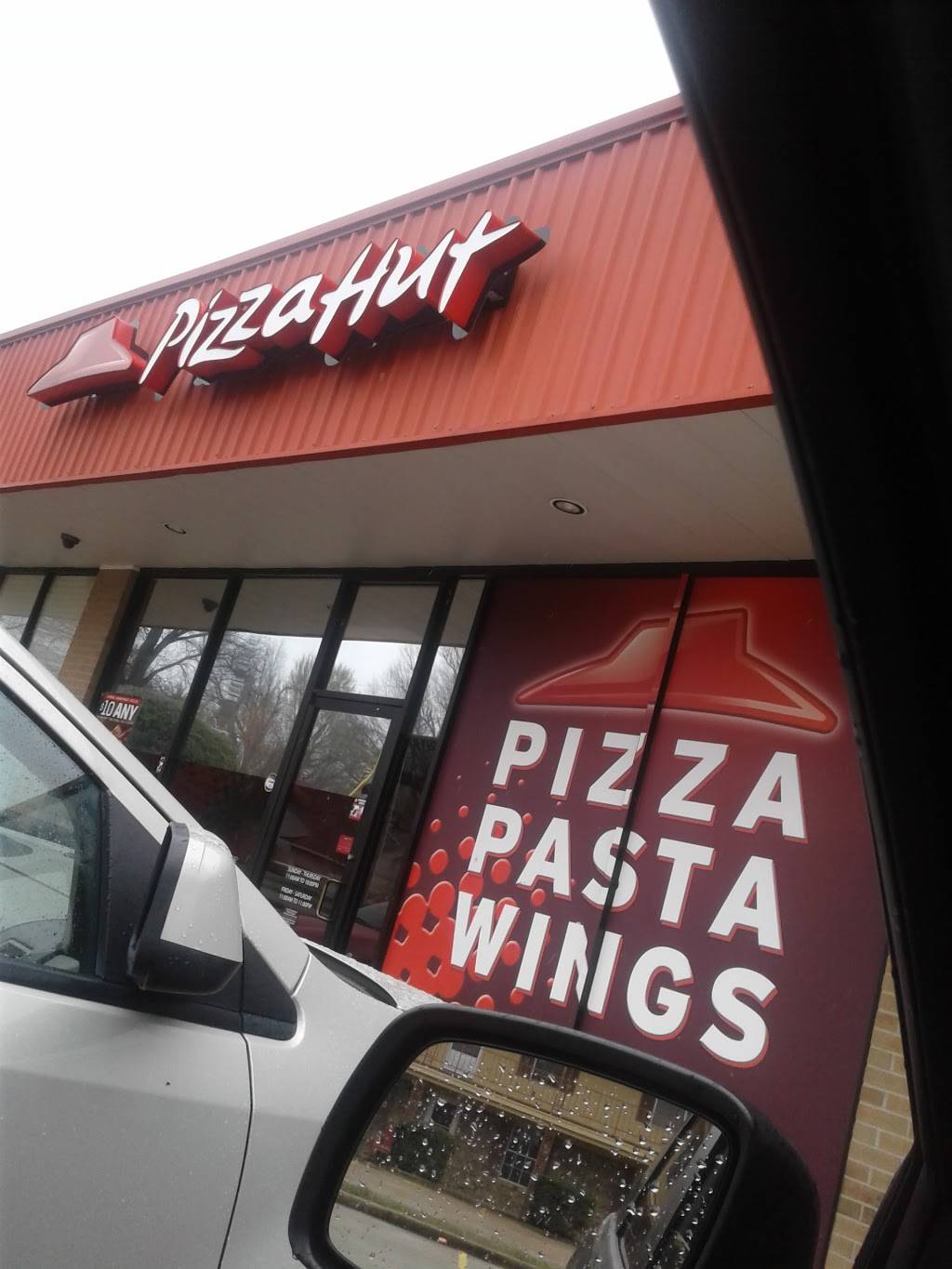 Pizza Hut | meal takeaway | 825 E Main St Suite J, Blytheville, AR 72315, USA | 8707622224 OR +1 870-762-2224