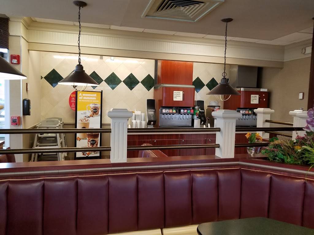 McDonalds | cafe | 3232 IL-59, Naperville, IL 60564, USA | 6309223500 OR +1 630-922-3500