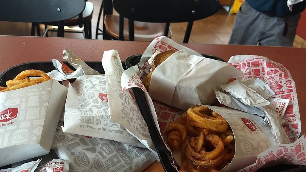 Jack in the Box | restaurant | 640 Ocean St, Santa Cruz, CA 95060, USA | 8314258964 OR +1 831-425-8964