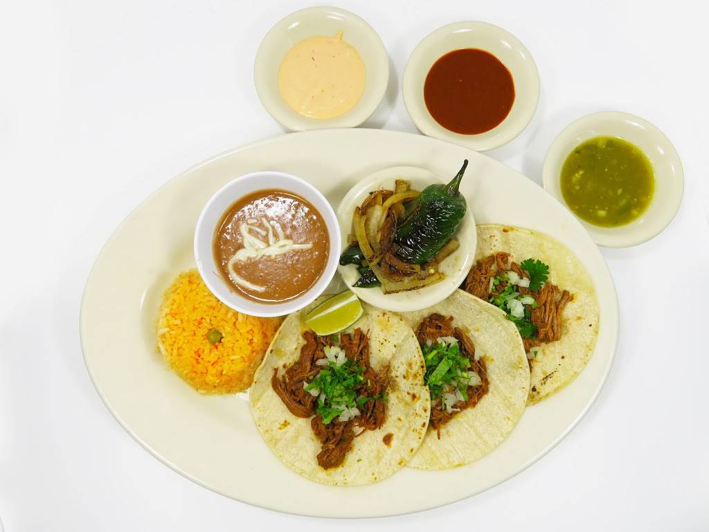 Mexican Restaurant Las Cazuelas | restaurant | 12388 SW 127th Ave, Miami, FL 33186, USA | 3052321091 OR +1 305-232-1091