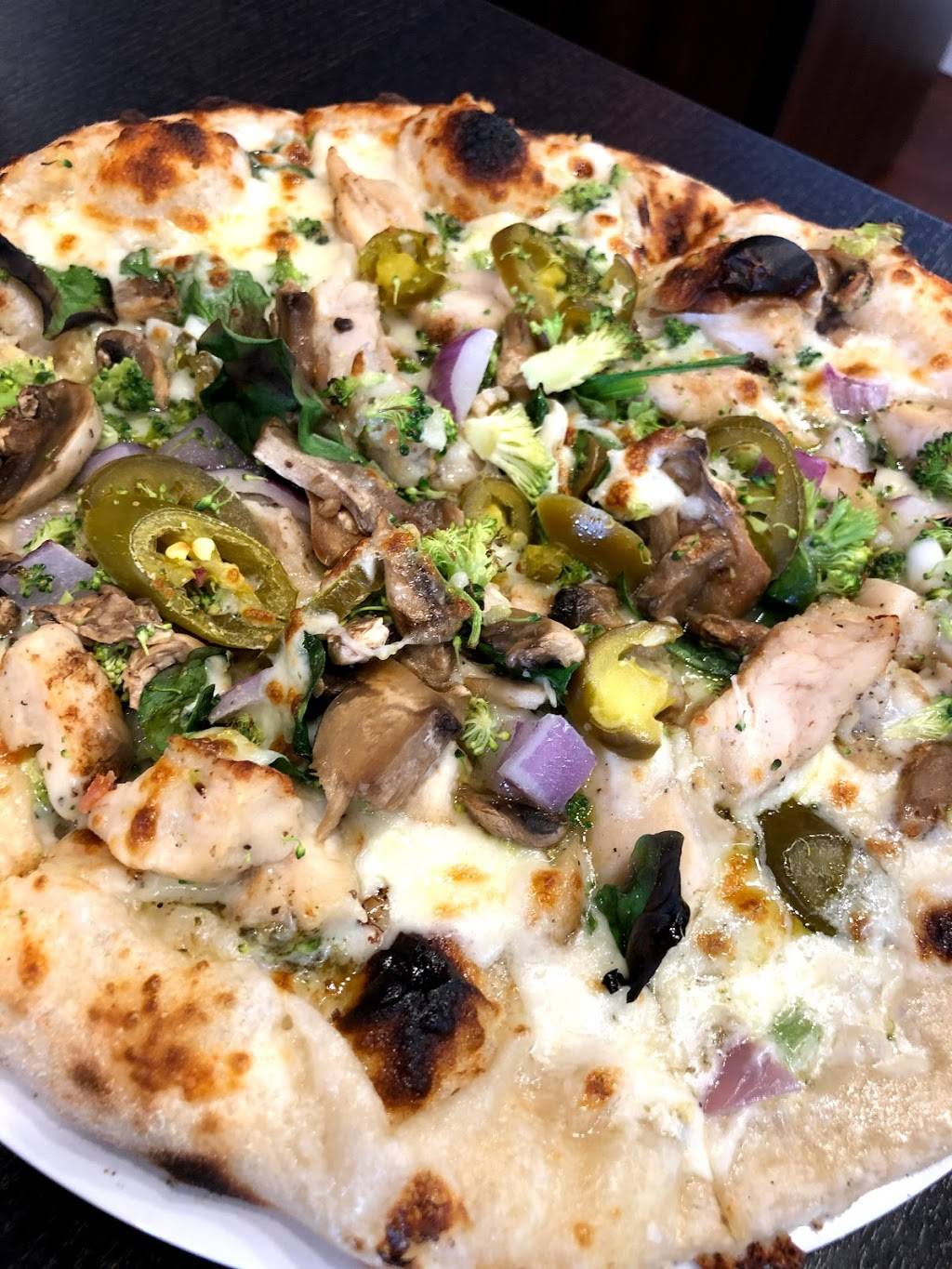 1000 Degrees Pizza Salad Wings | restaurant | 13599 W Colonial Dr, Winter Garden, FL 34787, USA | 4075543206 OR +1 407-554-3206