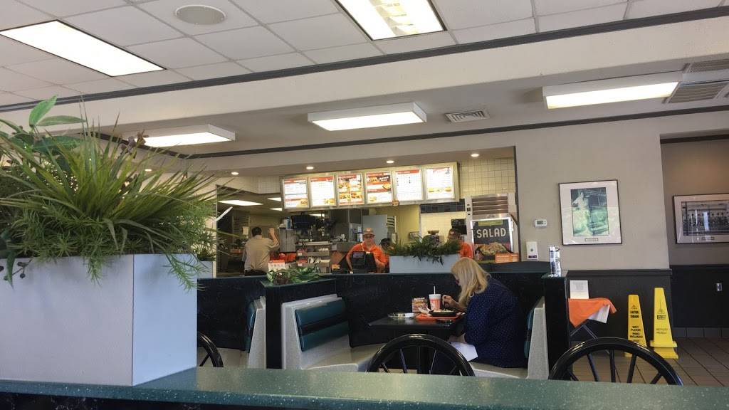 Whataburger | restaurant | 5351 N Beach St, Fort Worth, TX 76137, USA | 8173069111 OR +1 817-306-9111