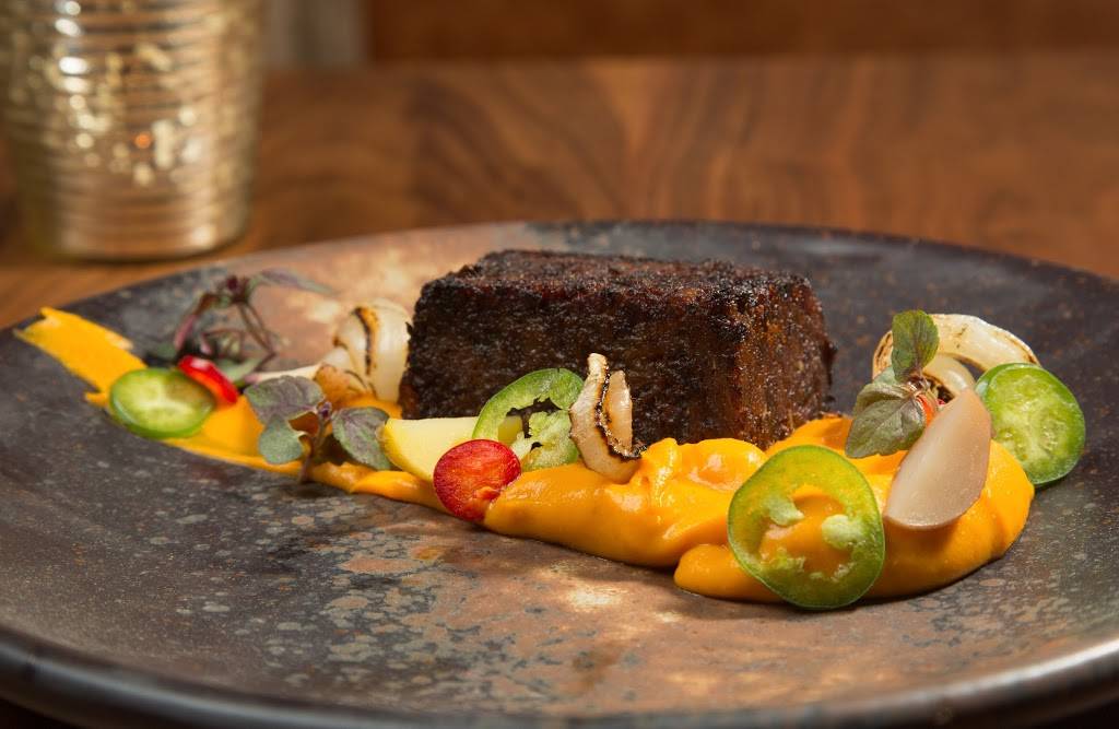 Beaker & Gray | restaurant | 2637 N Miami Ave, Miami, FL 33127, USA | 3056992637 OR +1 305-699-2637