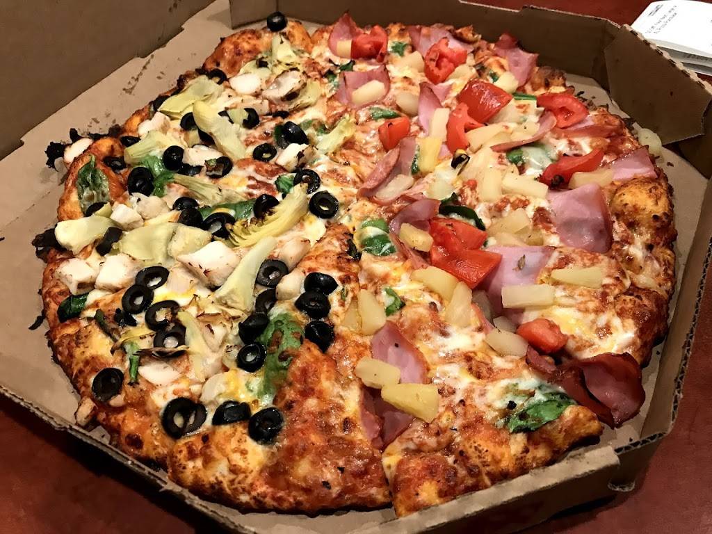 Round Table Clubhouse | meal delivery | 3045 Alamo Dr, Vacaville, CA 95687, USA | 7074461900 OR +1 707-446-1900