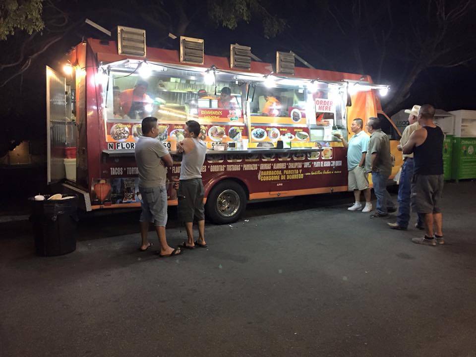La Chilangita food truck | restaurant | 55 Crestview Dr, Watsonville, CA 95076, USA | 8314983179 OR +1 831-498-3179