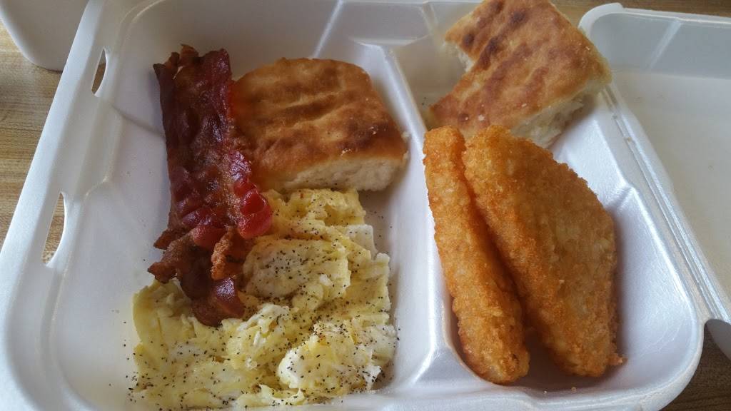 Chic Delite | restaurant | 201 E 8th St, West Point, GA 31833, USA | 7066434797 OR +1 706-643-4797