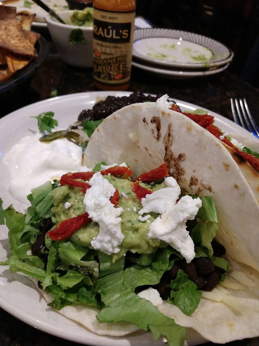 Rauls Mexican Grill | restaurant | 164 Glen St, Glens Falls, NY 12801, USA | 5187611180 OR +1 518-761-1180