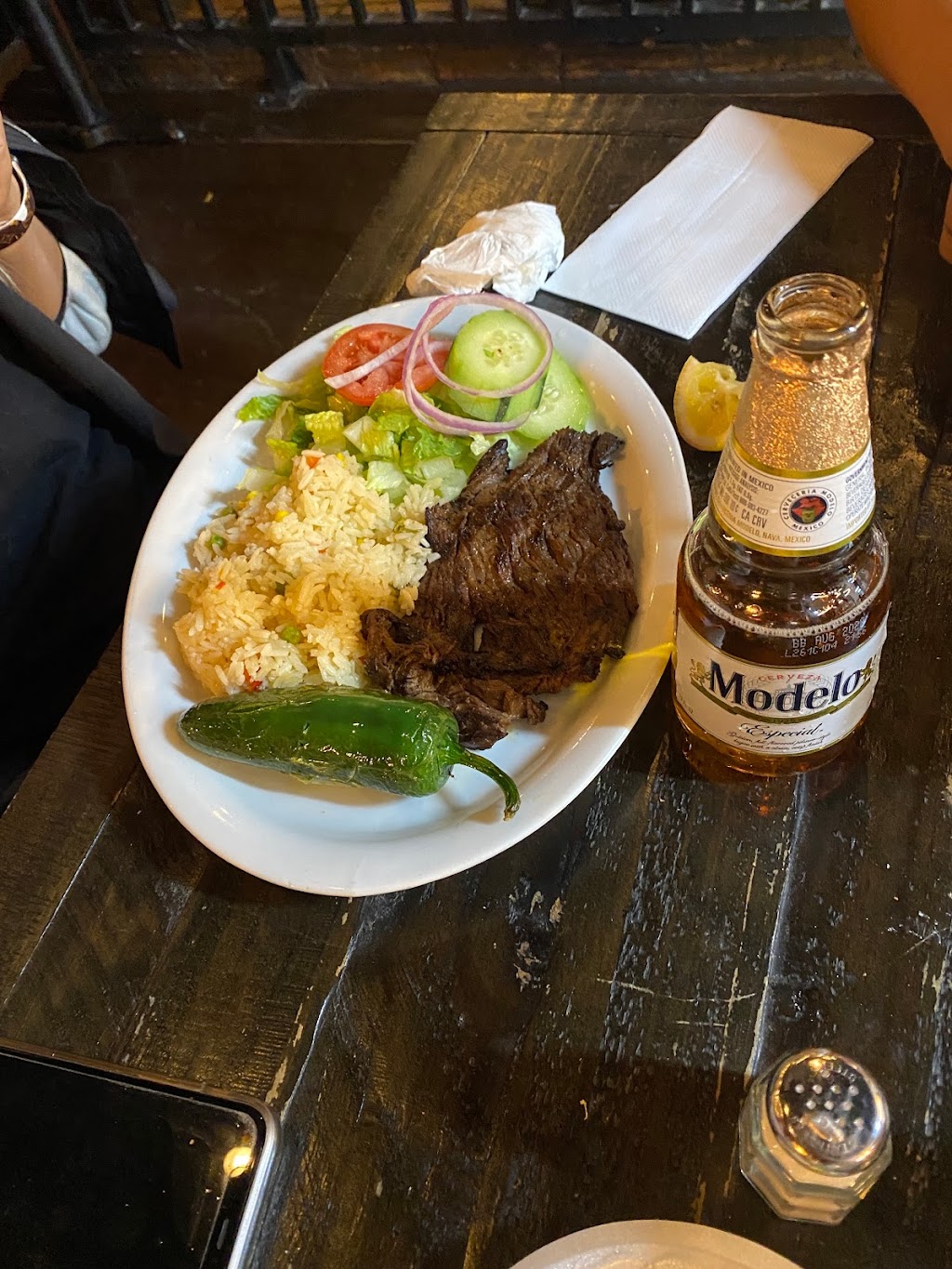 el sabor latino | restaurant | 14540 Vanowen St, Van Nuys, CA 91405, USA | 8186164015 OR +1 818-616-4015