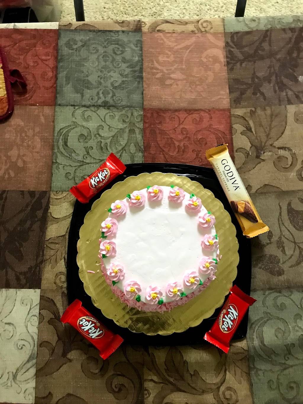 Cold Stone Creamery | bakery | 2085 Vine St Ste #103, El Dorado Hills, CA 95762, USA | 9169336377 OR +1 916-933-6377