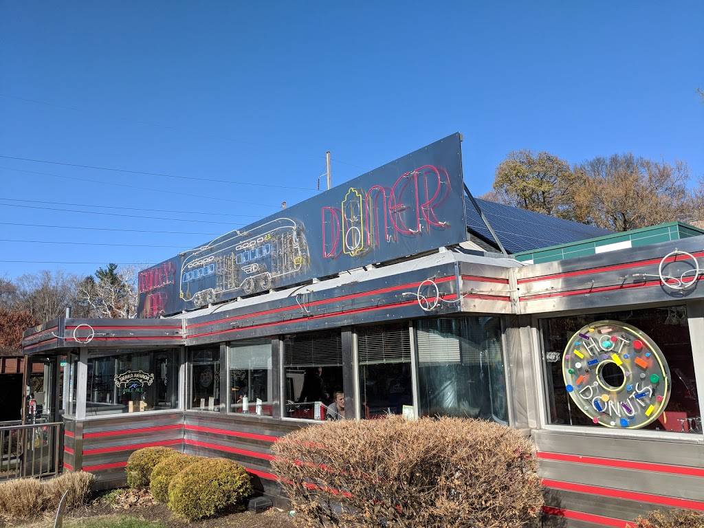 Trolley Car Diner & Deli | restaurant | 7619 Germantown Ave, Philadelphia, PA 19119, USA | 2157531500 OR +1 215-753-1500