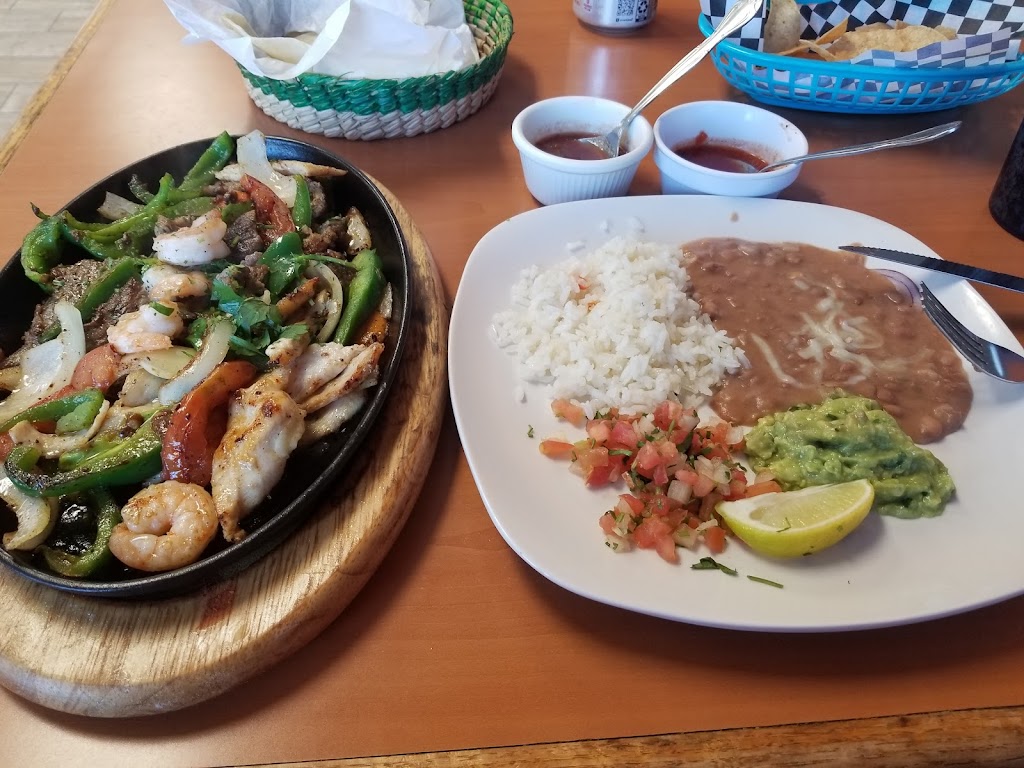 Mariscos Ixtapa | restaurant | 1710 W Chapman Ave, Orange, CA 92868, USA | 7146028135 OR +1 714-602-8135