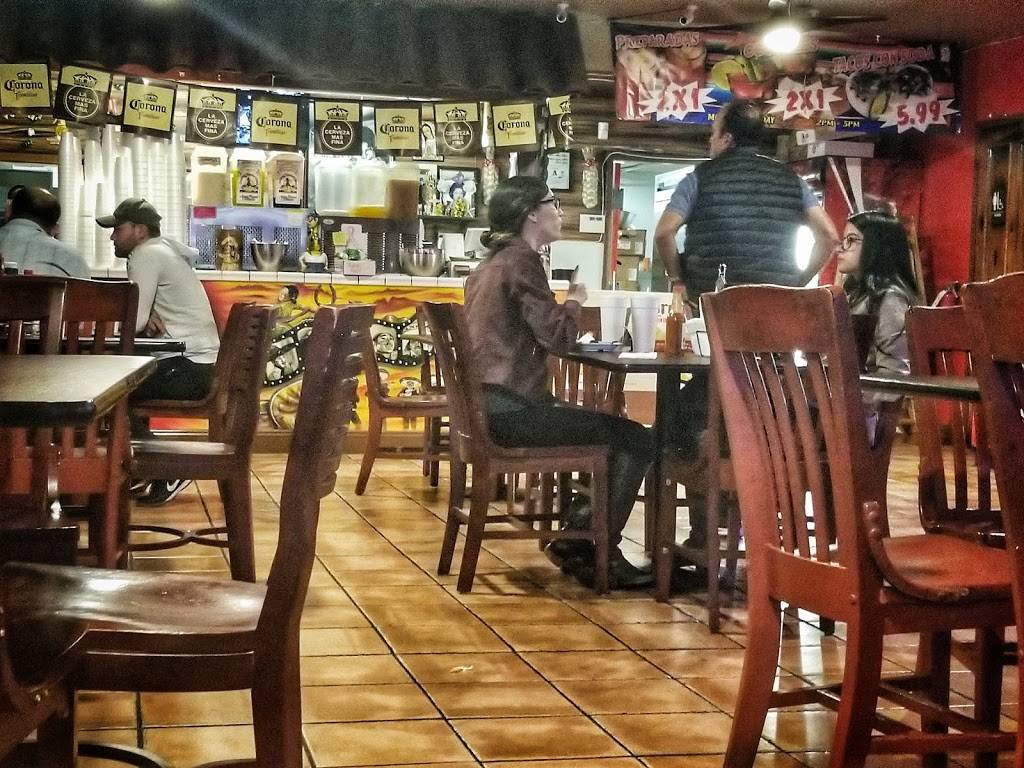 Los Molcajetes | restaurant | 1553 N Eastern Ave, Las Vegas, NV 89101, USA | 7026337595 OR +1 702-633-7595