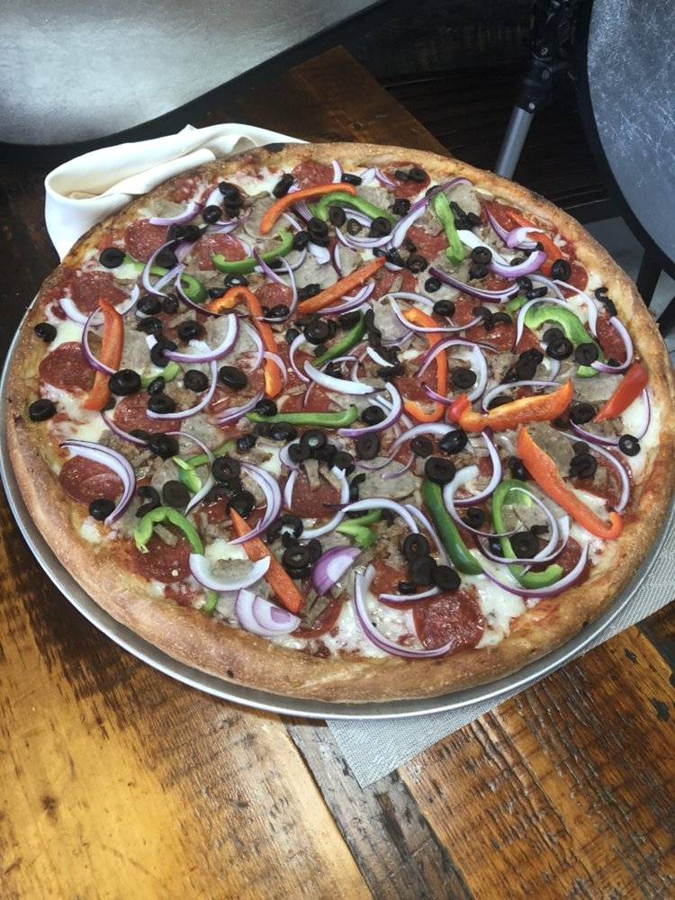 Cheeze Louiez Pizzeria | restaurant | 791 Flushing Ave, Brooklyn, NY 11206, USA | 3479160995 OR +1 347-916-0995