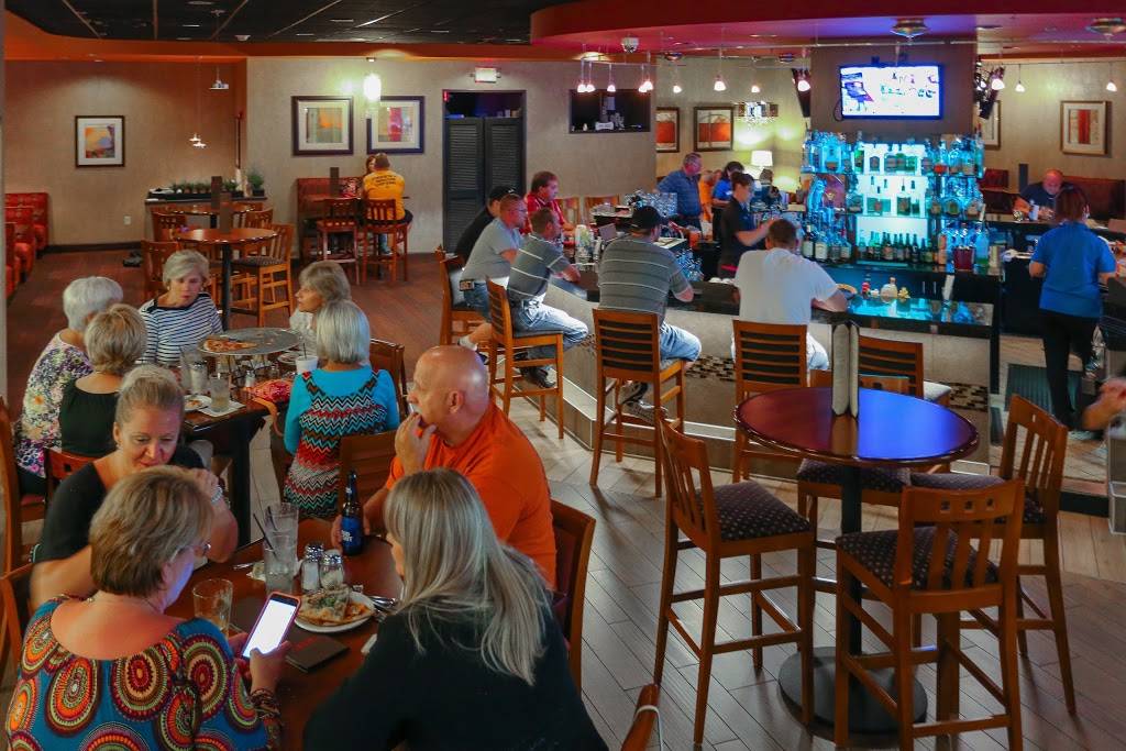 Gibbys Dining and Drinks | night club | 9134 Executive Park Dr, Knoxville, TN 37923, USA | 8656931011 OR +1 865-693-1011