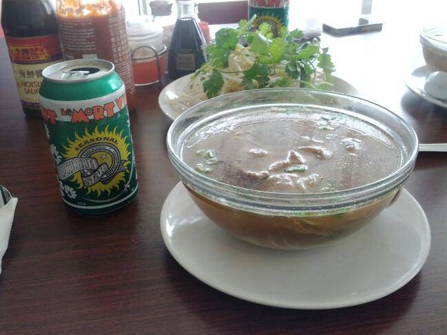 Van Thong Chinese-Vietnamese | restaurant | 2049, 2114, W Davis St, Conroe, TX 77304, USA | 9367568760 OR +1 936-756-8760