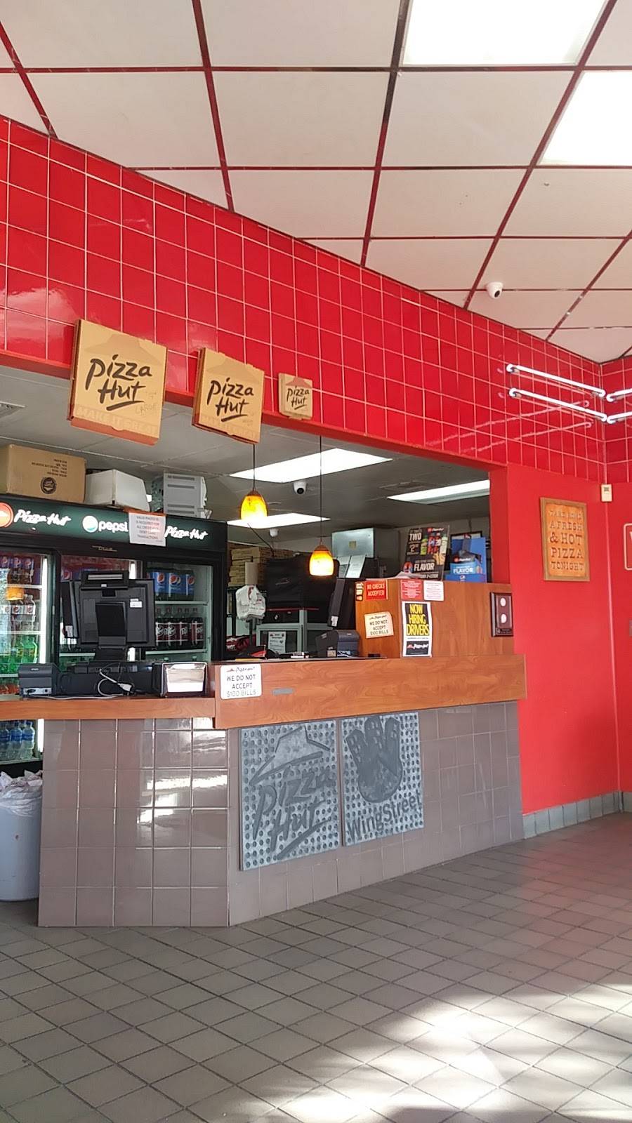 Pizza Hut | meal delivery | 12699 NE 6th Ave, North Miami, FL 33161, USA | 3058914000 OR +1 305-891-4000