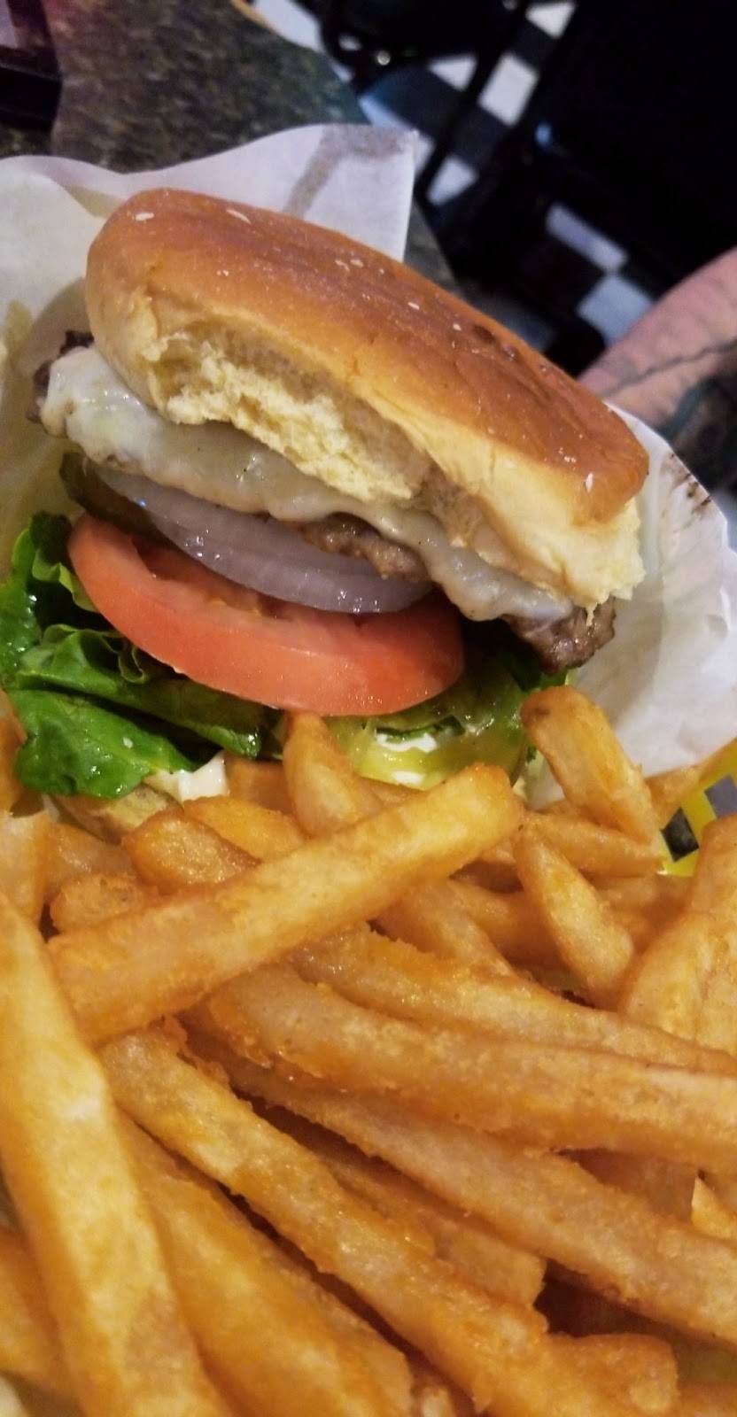 Checks Cafe | restaurant | 1101 E Burnett Ave, Louisville, KY 40217, USA | 5026379515 OR +1 502-637-9515