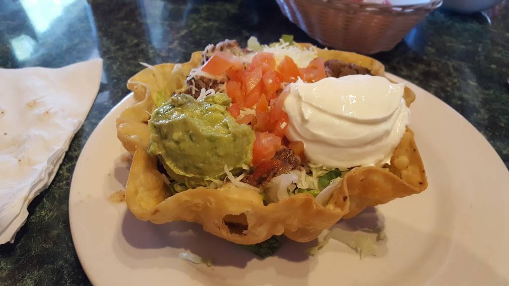 El Saguarito Mexican Food | restaurant | 804 S 6th Ave, Tucson, AZ 85701, USA | 5202971264 OR +1 520-297-1264