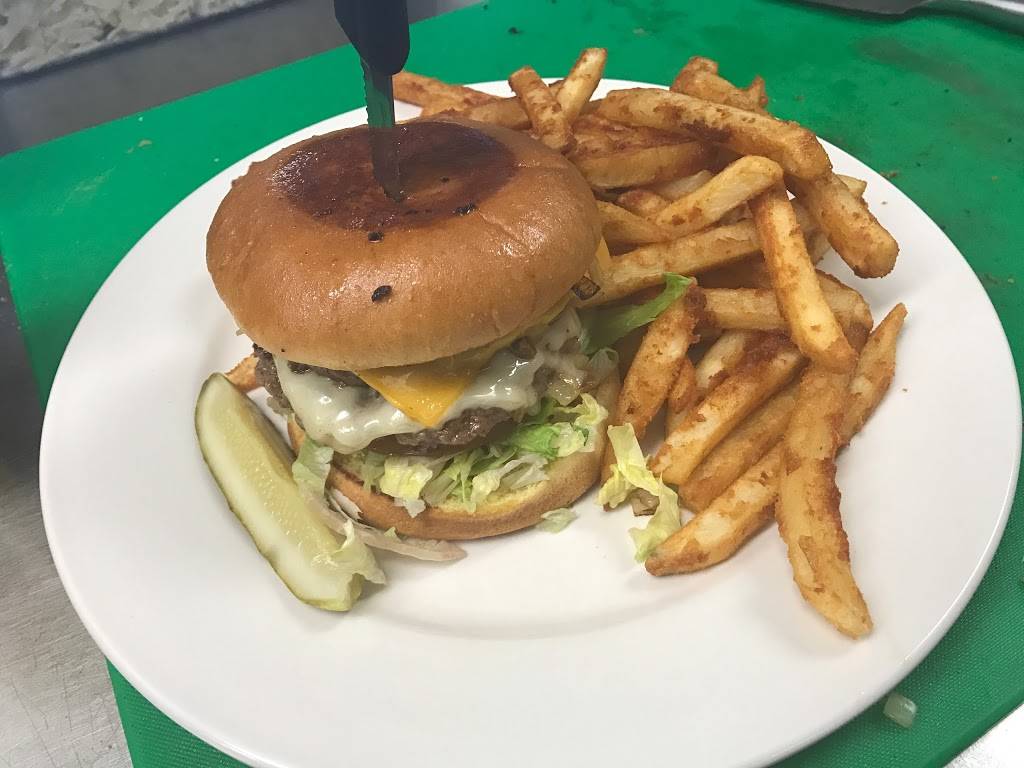 Noris Restaurant | restaurant | 963 W Midland Rd, Auburn, MI 48611, USA | 9892663285 OR +1 989-266-3285