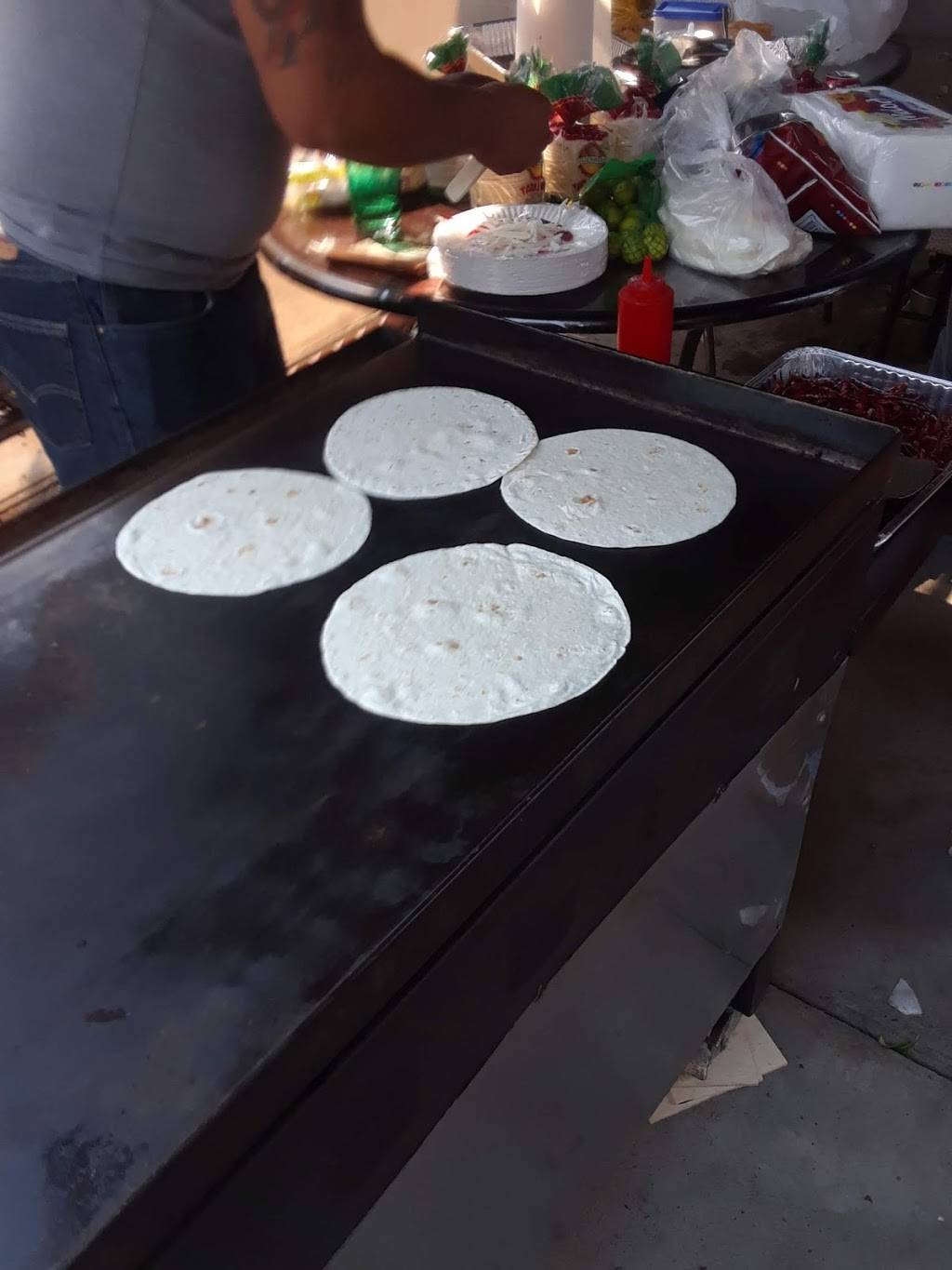 El Burrito Loco | restaurant | 803 7th St, Wasco, CA 93280, USA | 6617584945 OR +1 661-758-4945