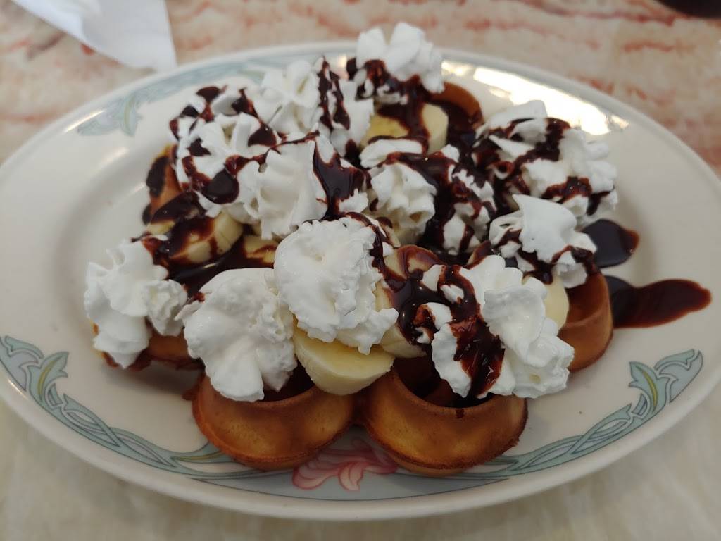 All Seasons Diner | restaurant | 900 Lincoln Way S, Ligonier, IN 46767, USA | 2608944200 OR +1 260-894-4200