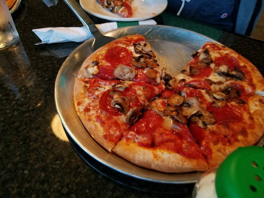 Capozios | restaurant | 13982 Red Arrow Hwy, Harbert, MI 49115, USA | 2694694001 OR +1 269-469-4001