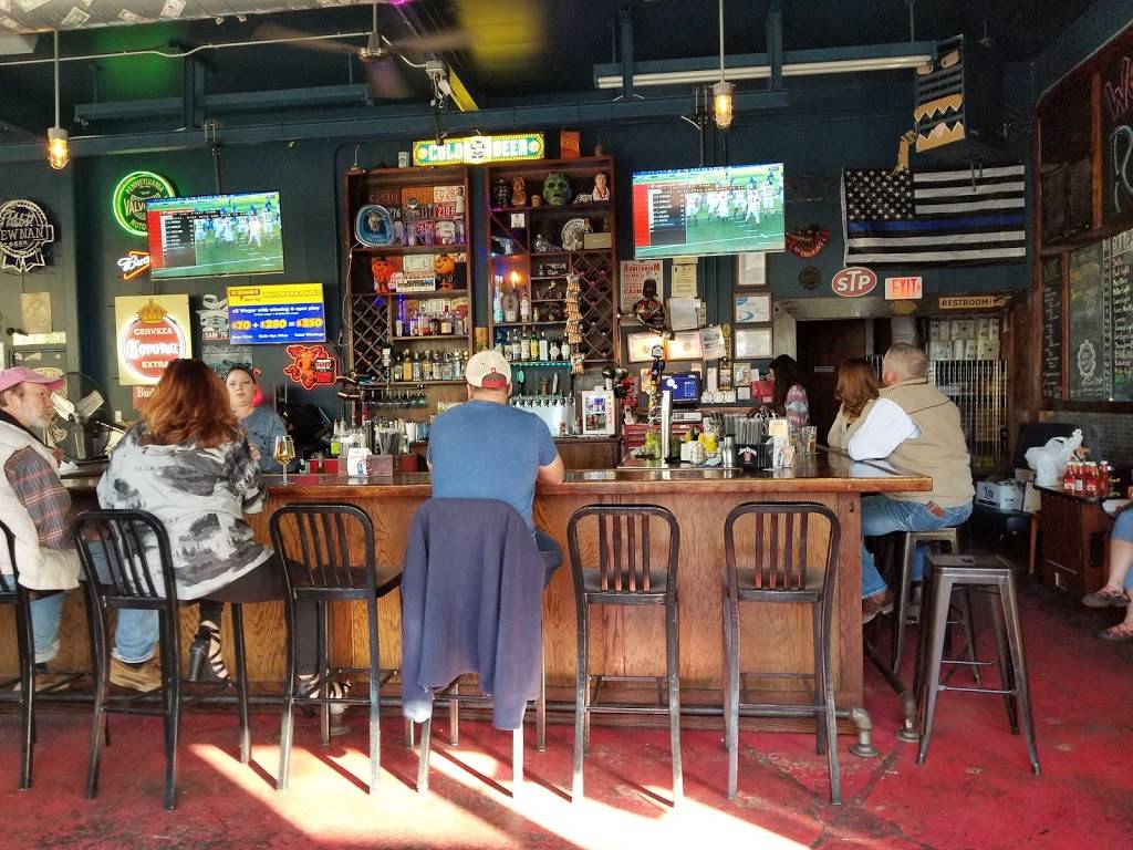 RPM Full Service Patio Pub & Grill | restaurant | 15 Jackson St, Newnan, GA 30263, USA | 7706831414 OR +1 770-683-1414