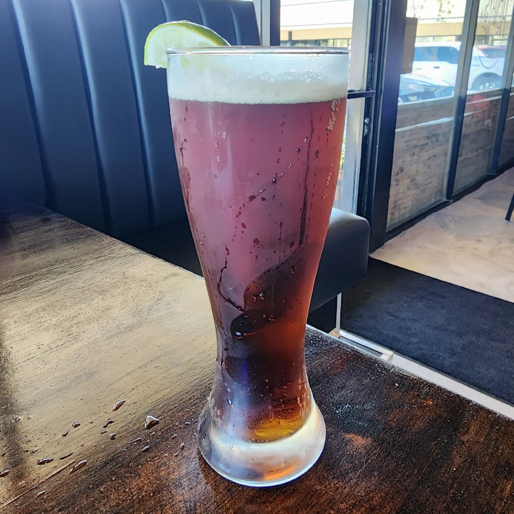 Henrys Bar and Grill | restaurant | 501 W Redlands Blvd Ste K, Redlands, CA 92373, USA | 9094061066 OR +1 909-406-1066