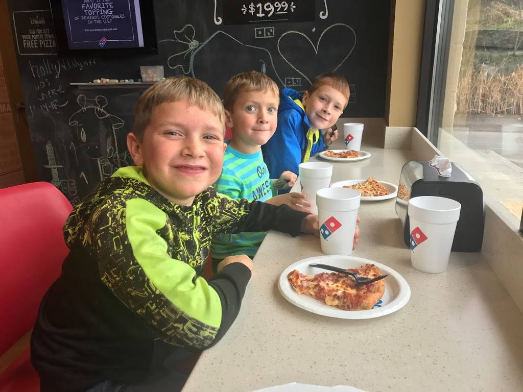 Dominos Pizza | meal delivery | 502 S Main St, Salem, IN 47167, USA | 8128836556 OR +1 812-883-6556