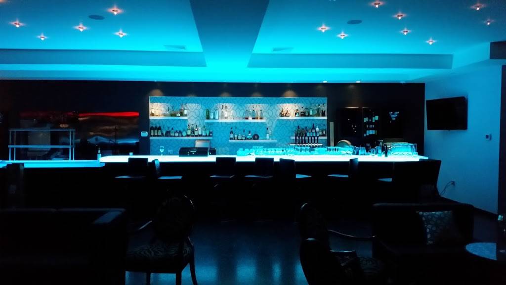 DiSalvos Lounge | night club | 355 E 4th St, Williamsport, PA 17701, USA | 5703271200 OR +1 570-327-1200