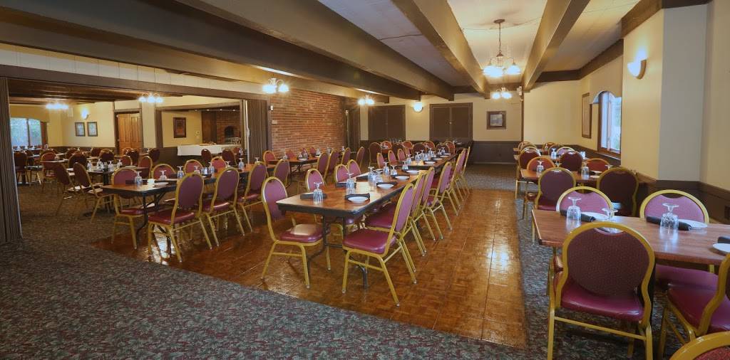 Coachmans Golf Resort Edgerton WI | restaurant | 984 County Hwy A, Edgerton, WI 53534, USA | 6088848484 OR +1 608-884-8484