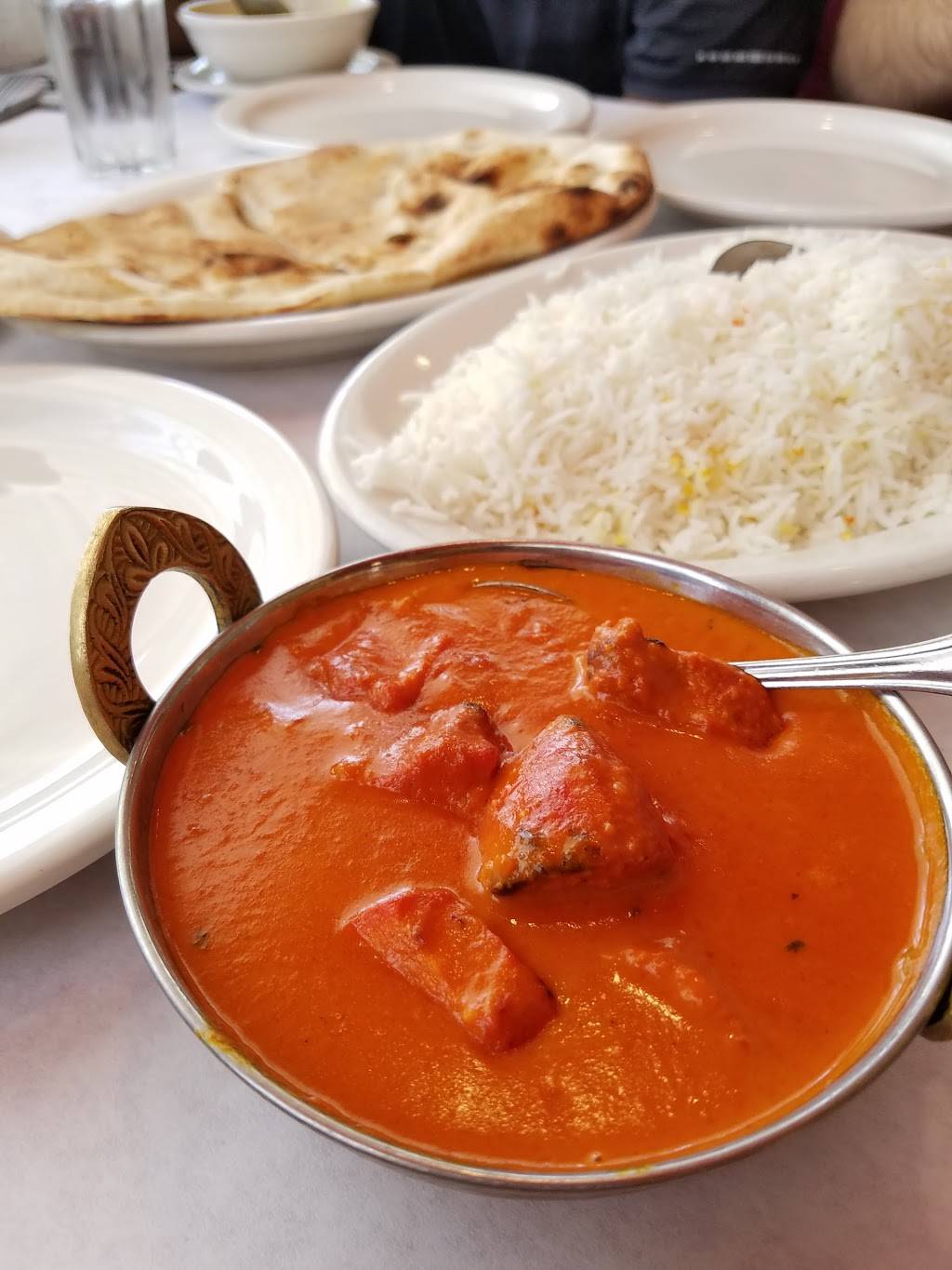 Lal Mirch | restaurant | 11138 Ventura Blvd, Studio City, CA 91604, USA | 8189802273 OR +1 818-980-2273