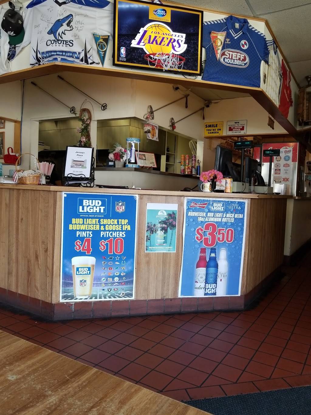 Jerseys | restaurant | 985 Kendall Dr, San Bernardino, CA 92407, USA | 9098860008 OR +1 909-886-0008