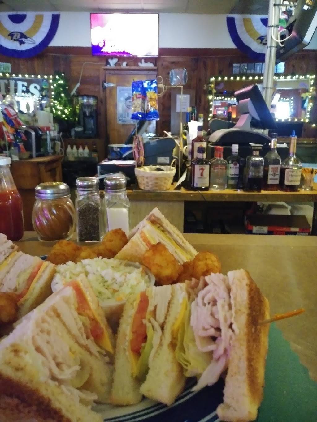 Fatties Bar & Grill | restaurant | 1030 Old Eastern Ave, Essex, MD 21221, USA | 4106869111 OR +1 410-686-9111