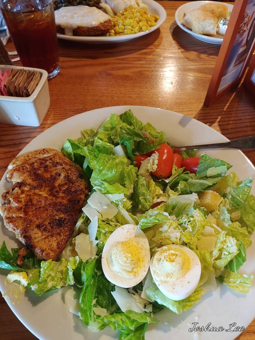 Cracker Barrel Old Country Store | restaurant | 199 Supercenter Dr, Calera, AL 35040, USA | 2056682027 OR +1 205-668-2027