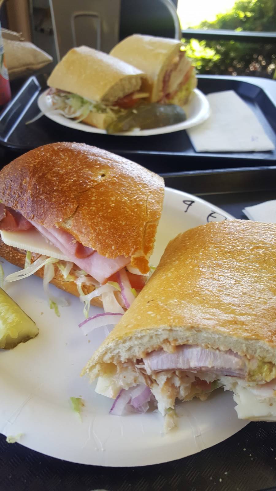 Michaels Sourdough Sandwiches | restaurant | 999 Andersen Dr, San Rafael, CA 94901, USA | 4154850964 OR +1 415-485-0964