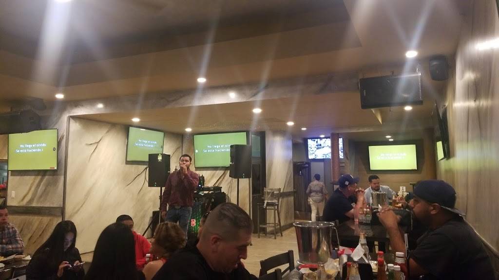 Mariscos El Cangrejo Nice 4 | restaurant | 2424 W Ball Rd ste G, Anaheim, CA 92804, USA | 7145277030 OR +1 714-527-7030