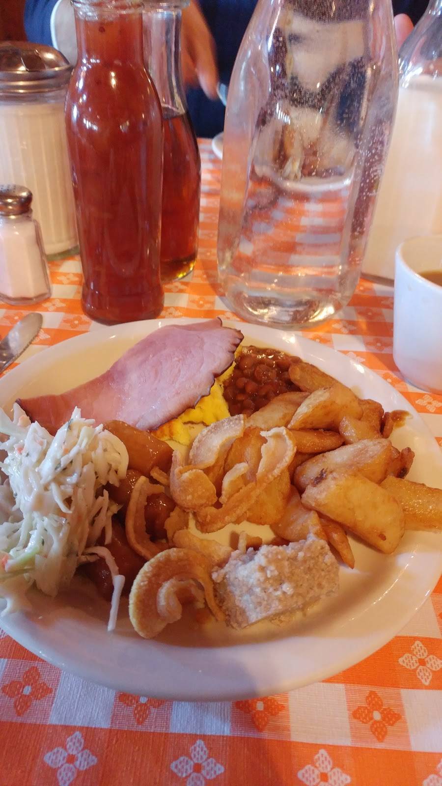 La Grillade | restaurant | 106 Rue des Érables, Saint-Alphonse-de-Granby, QC J0E 2A0, Canada | 4503755959 OR +1 450-375-5959