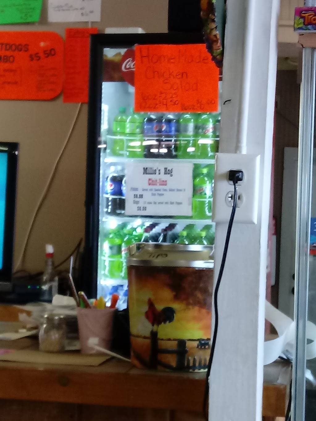 Millies Hot Dogs | meal takeaway | 109 S Brightleaf Blvd, Smithfield, NC 27577, USA | 9199897863 OR +1 919-989-7863