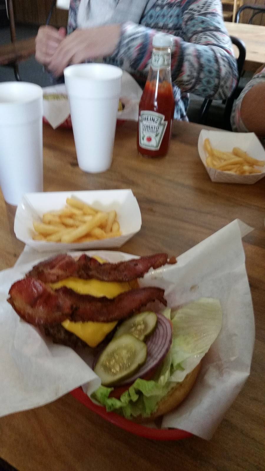 Spankys Pizza | restaurant | 197 Placerville Dr, Placerville, CA 95667, USA | 5306225023 OR +1 530-622-5023